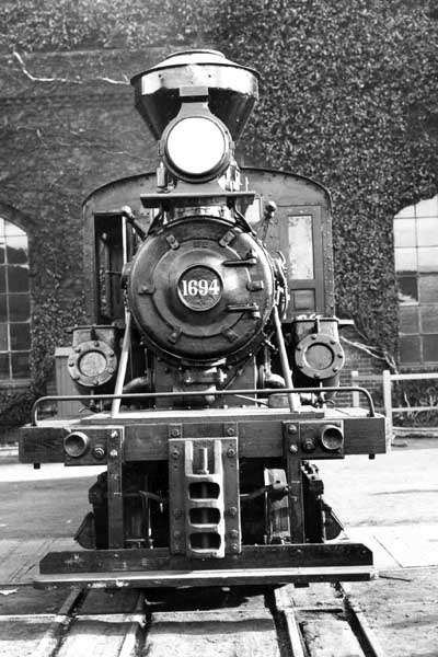 Photograph assumed to be taken in 1928 - at the VR Workshops, Newport (Source: EG Stuckey) : FCV-owned Climax Locomotive - Builders Number 1694